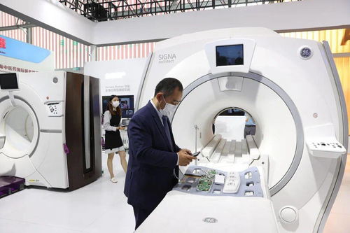 北京經(jīng)開(kāi)區(qū)醫(yī)企閃耀服貿(mào)會(huì) 新產(chǎn)品引關(guān)注，現(xiàn)場(chǎng)簽約拓未來(lái)